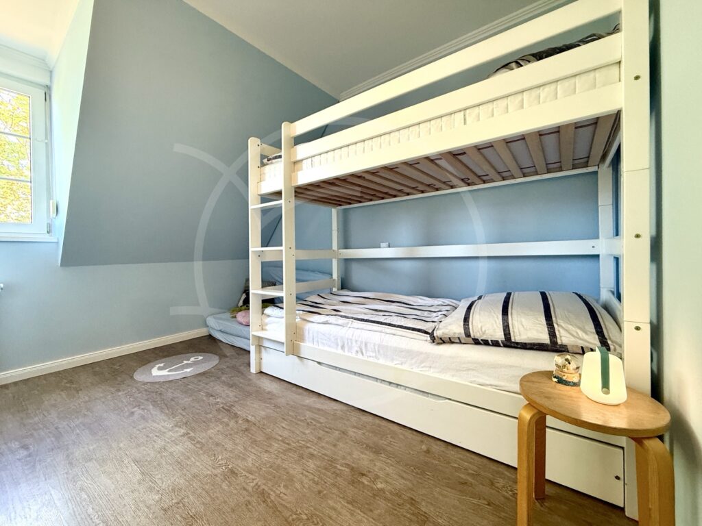2. Schlafzimmer
